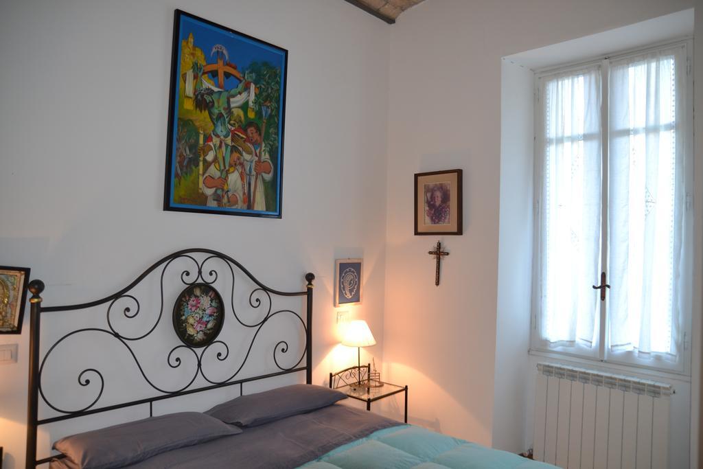 Al Ponte Vecchio Appartement Dolceacqua Buitenkant foto
