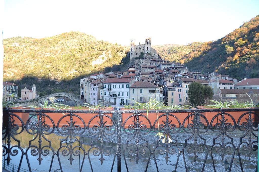 Al Ponte Vecchio Appartement Dolceacqua Buitenkant foto